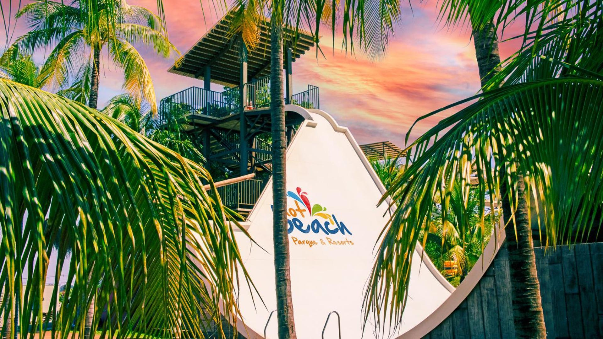 Hot Beach Resort Olímpia Eksteriør bilde Splash Island